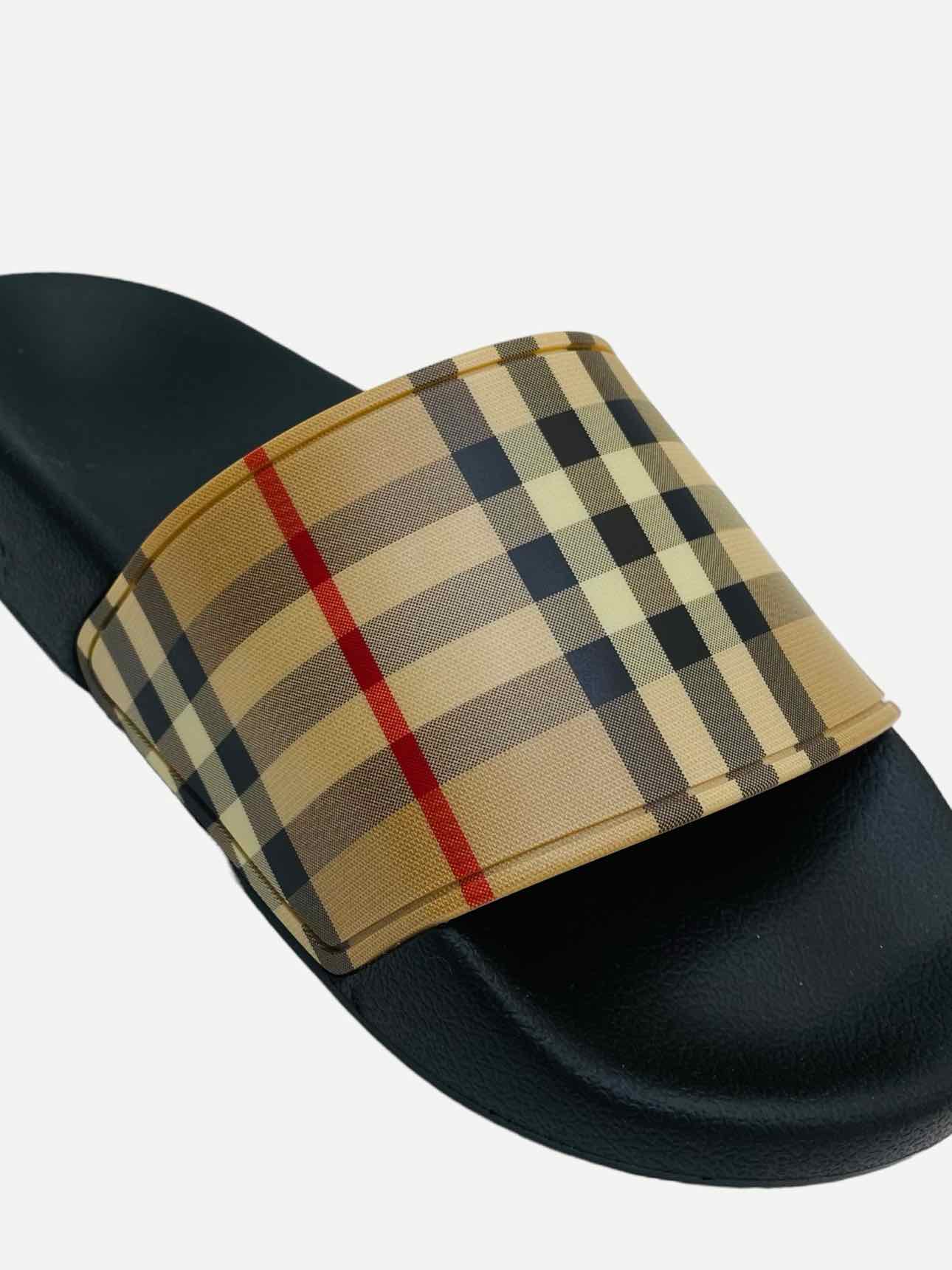 BURBERRY Beige Check Slides 36