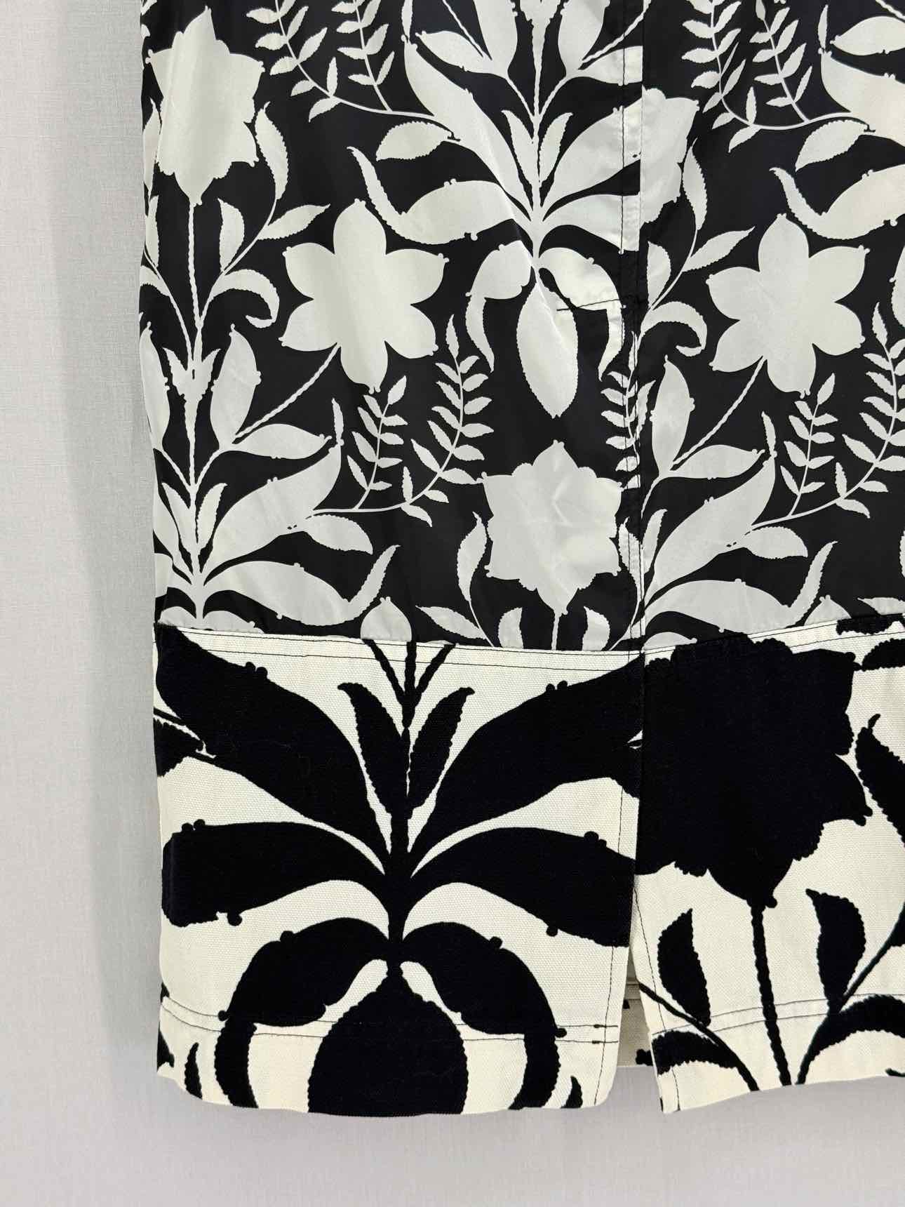 PRADA Black & White Size US 6 Knee Length Skirt