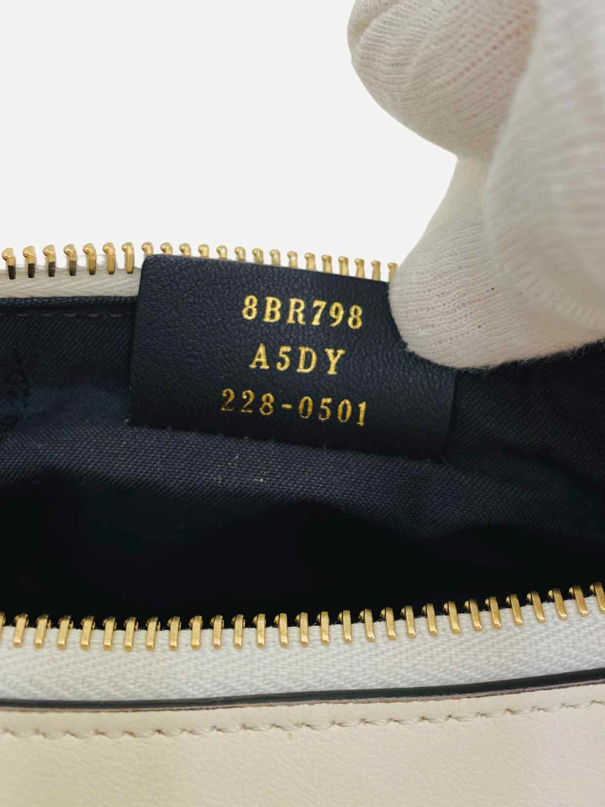 FENDI Fendigraphy White Shoulder Bag