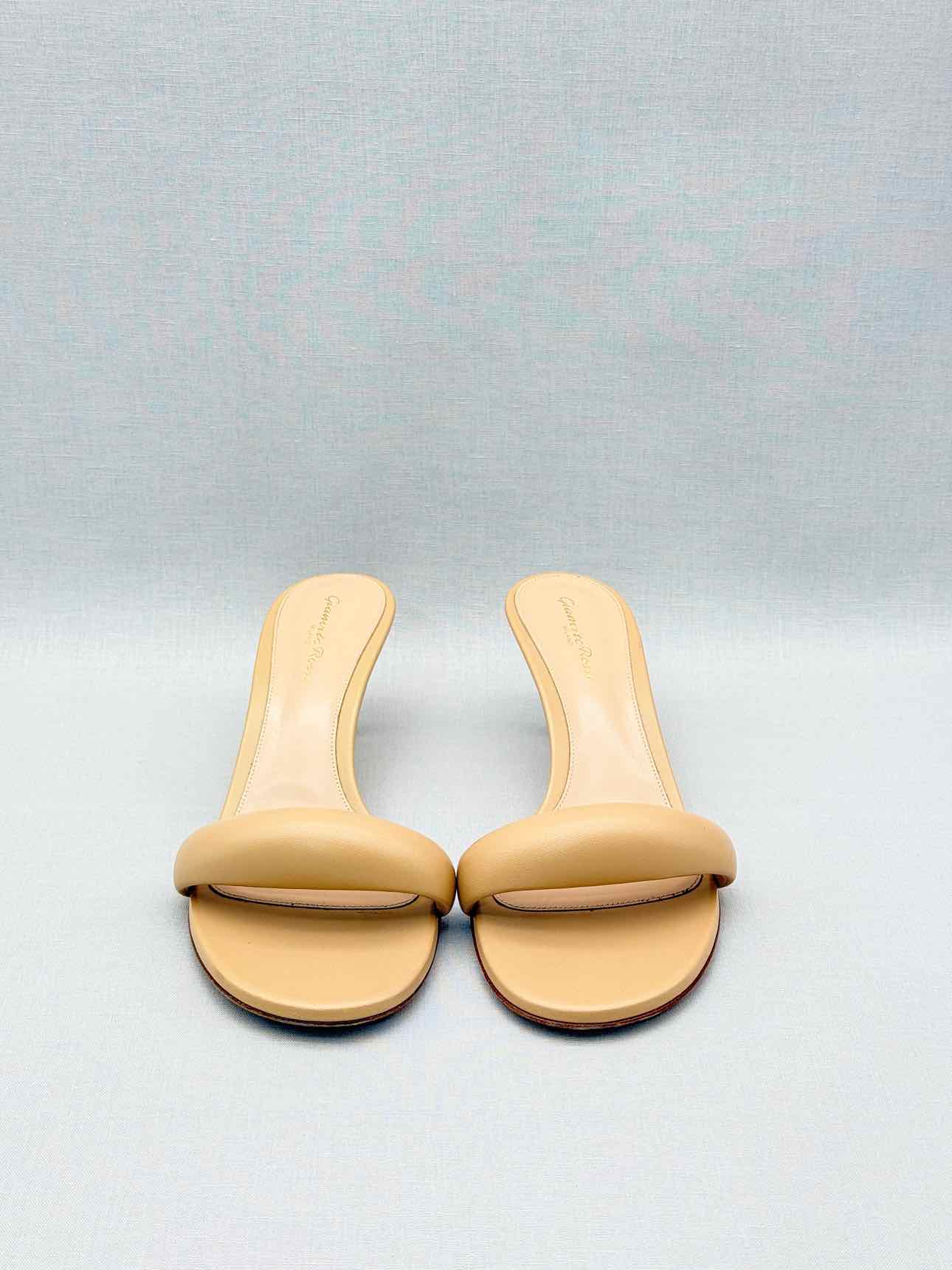 GIANVITO ROSSI Bijoux Beige Size EU 40 Mules