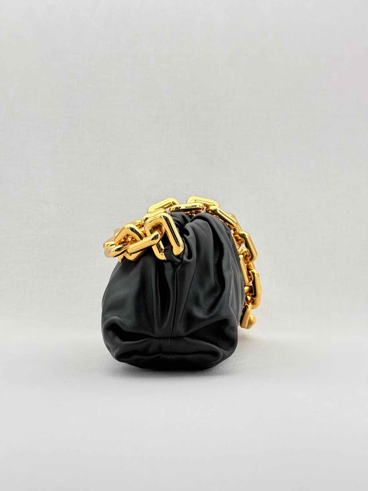 BOTTEGA VENETA The Chain Pouch Black Shoulder Bag