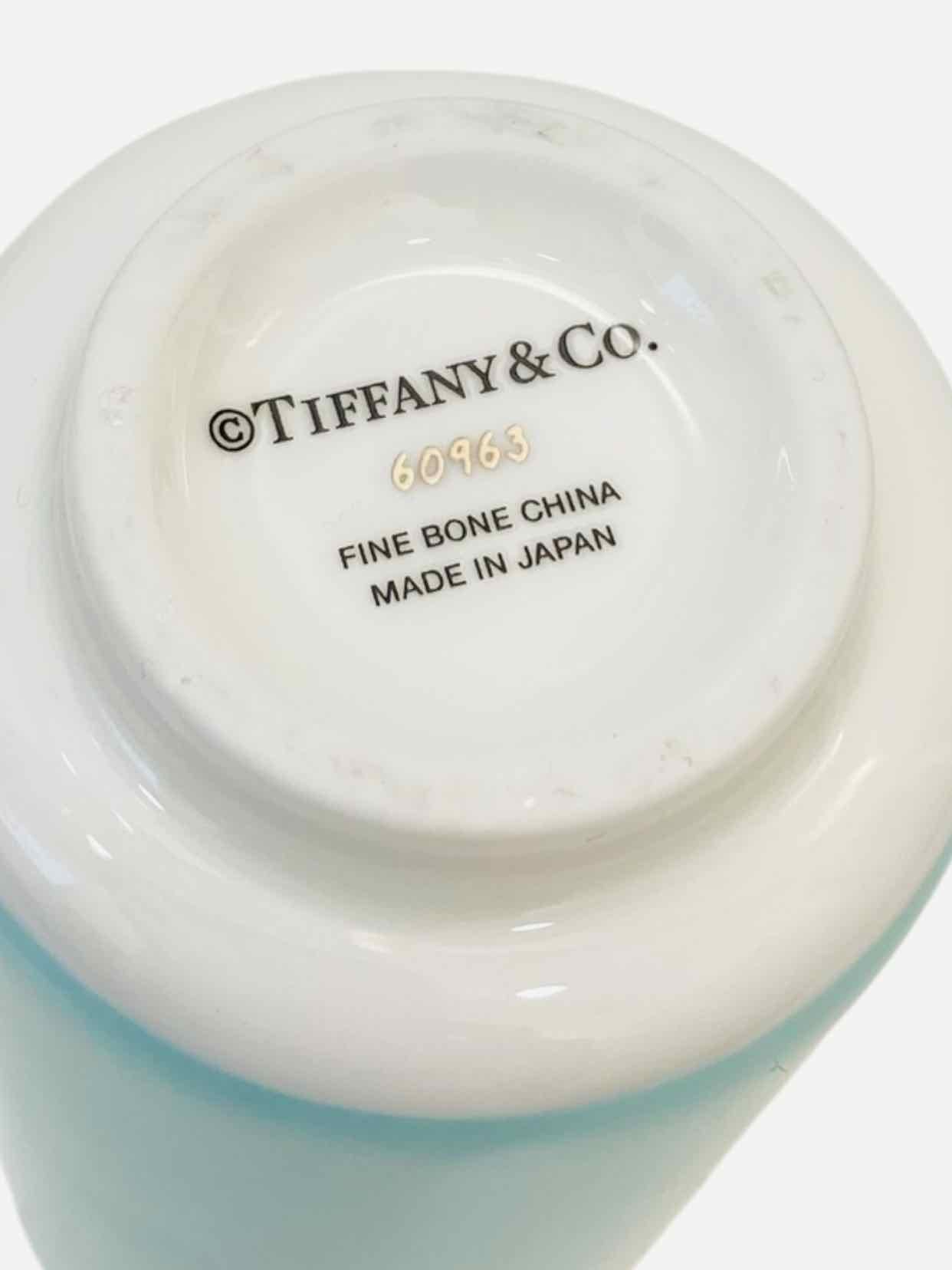 TIFFANY & CO White & Turquoise Color Block Dinnerware