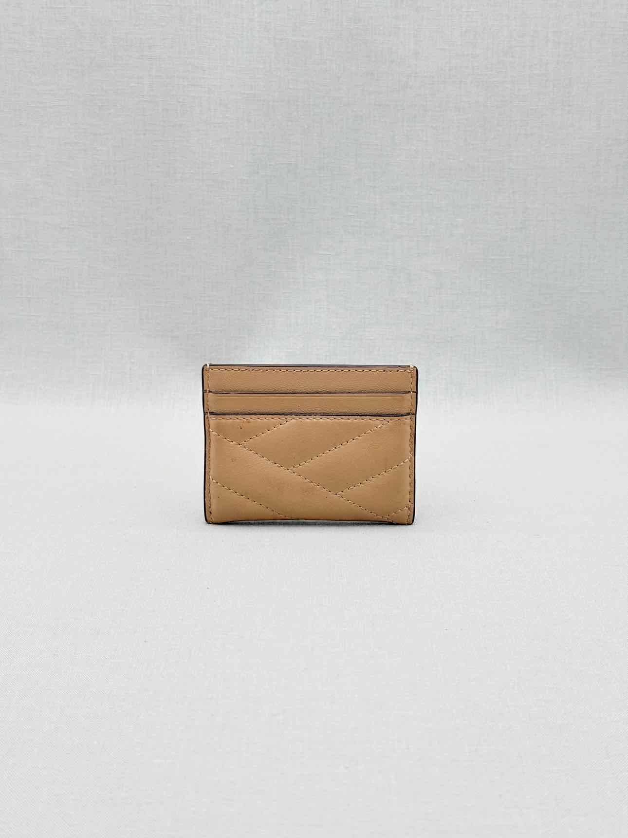 TORY BURCH Beige Chevron Quilted Card Case