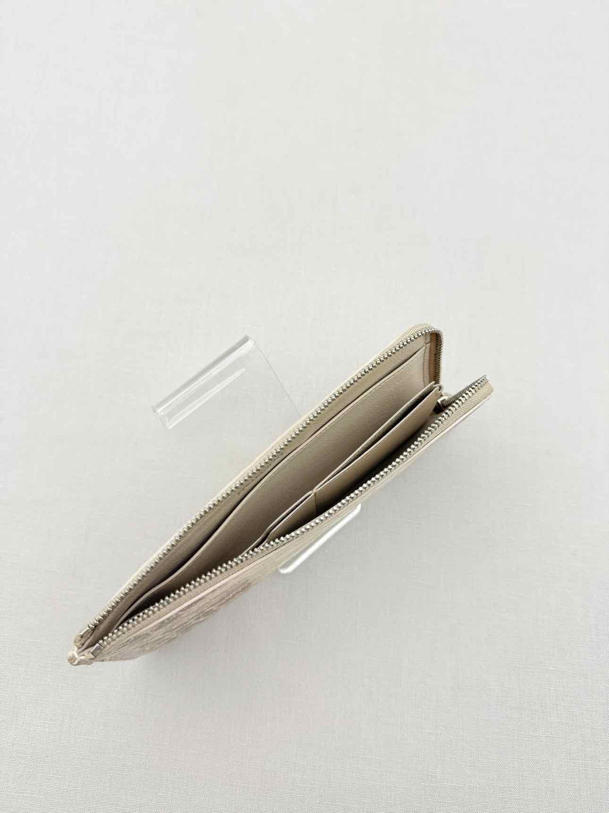 KWANPEN White & Brwon Continental Wallet