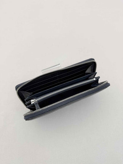 GUCCI Blue & Black GG Supreme Continental Wallet