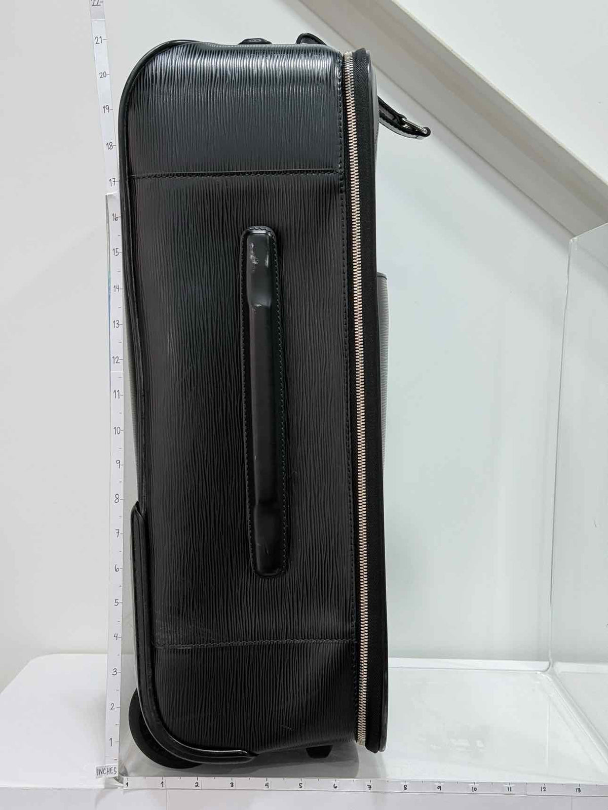 LOUIS VUITTON Pegase Black Rolling Luggage