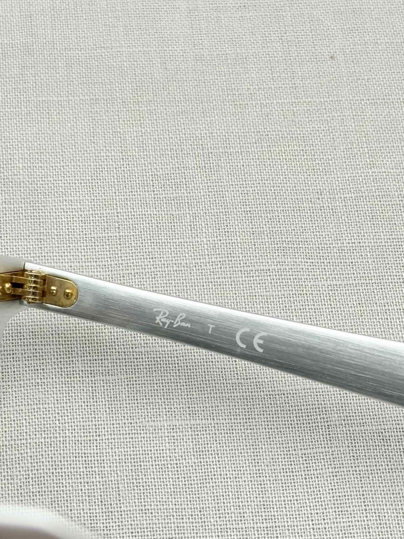 RAY-BAN White Sunglasses