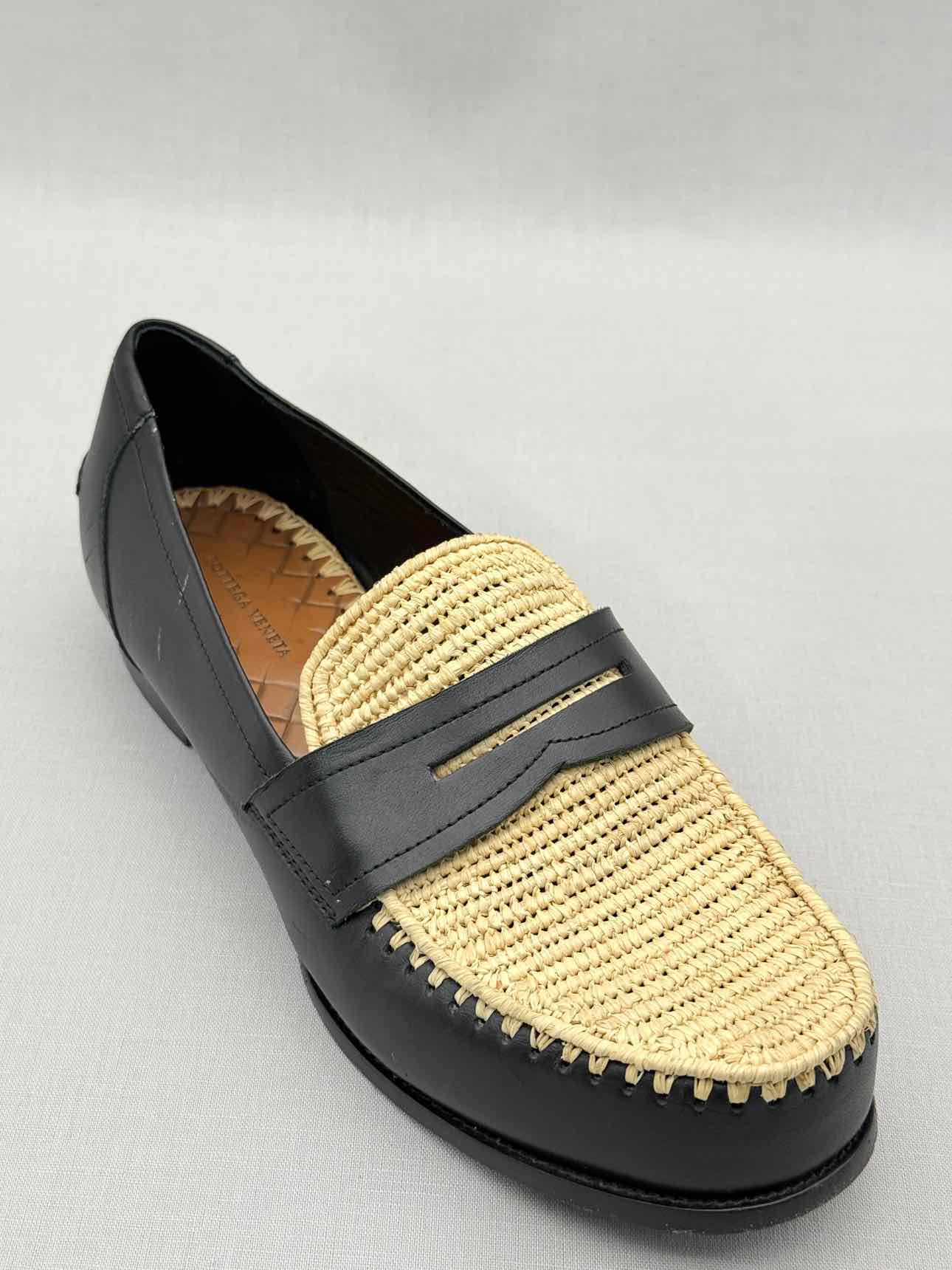 BOTTEGA VENETA Black & Beige Woven Size EU 39 Loafers