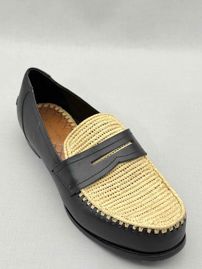 BOTTEGA VENETA Black & Beige Woven Size EU 39 Loafers