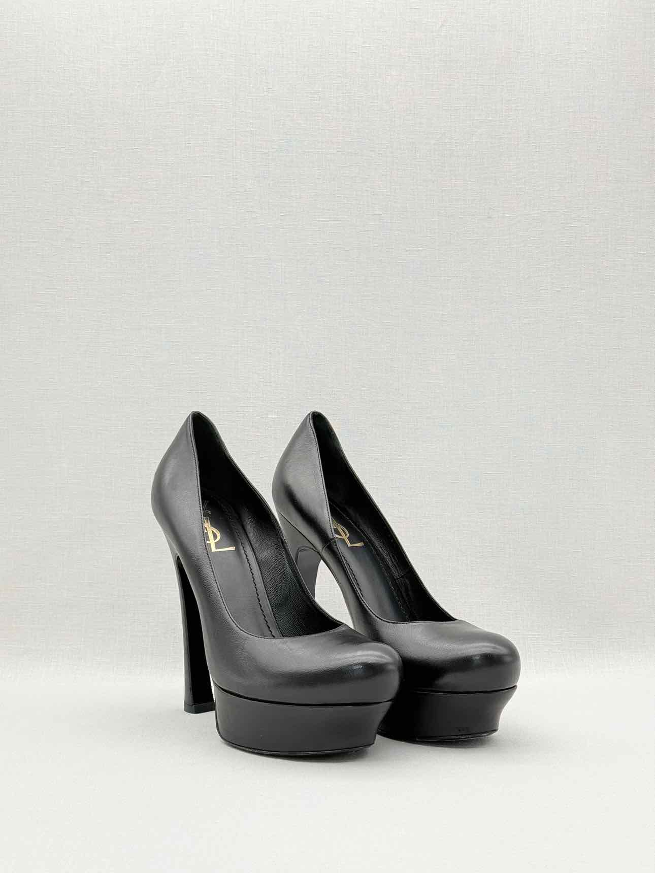 YVES SAINT LAURENT Black Size EU 39.5 Pumps