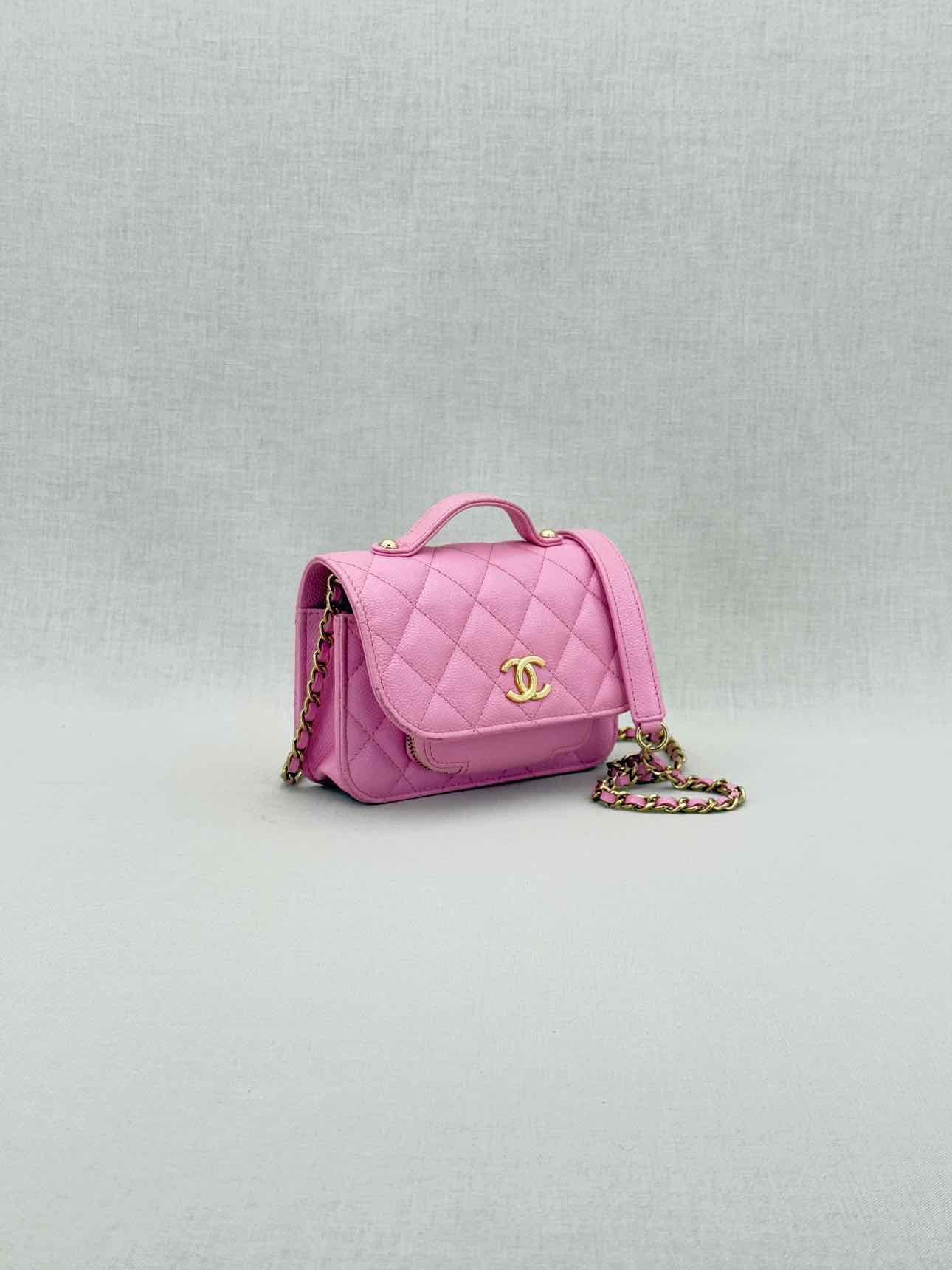 CHANEL Business Affinity Lilac Quilted Top Handle
