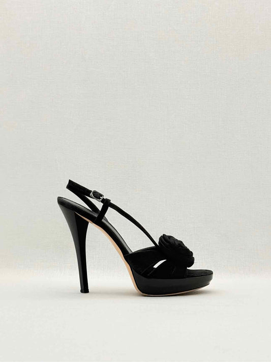 GIANVITO ROSSI Black Rose Size EU 37.5 Slingbacks