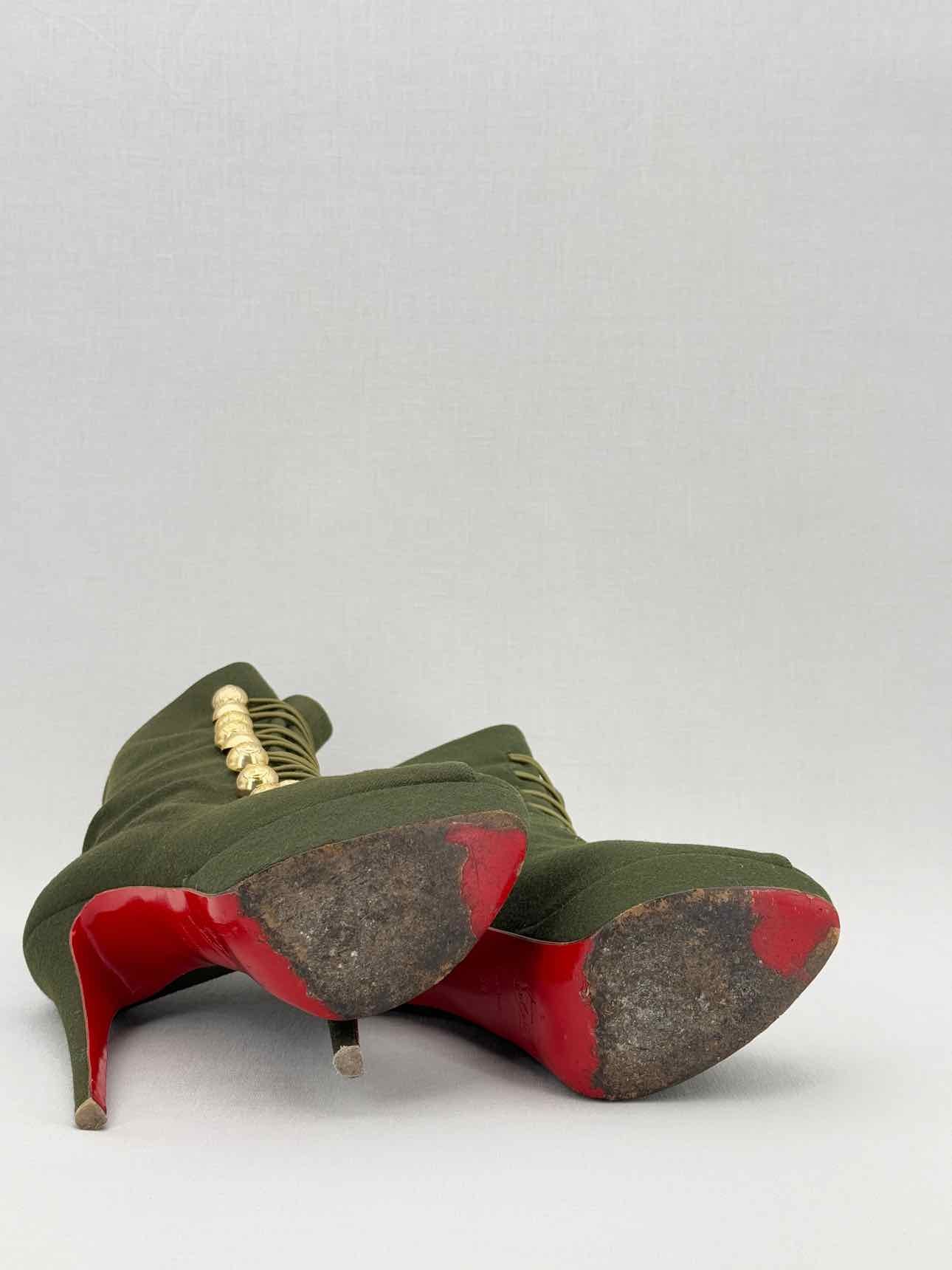 CHRISTIAN LOUBOUTIN Alta Bouton Khaki Size EU 39 Boots