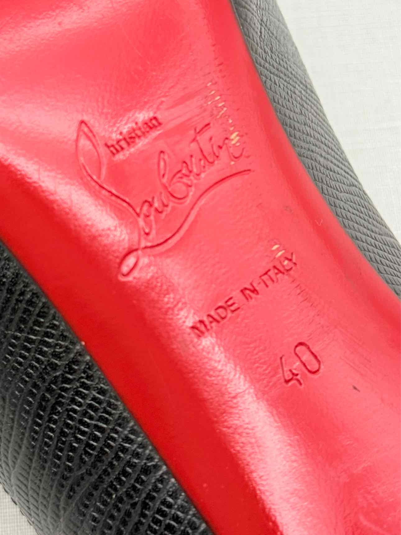 CHRISTIAN LOUBOUTIN Black Size EU 40 Pumps