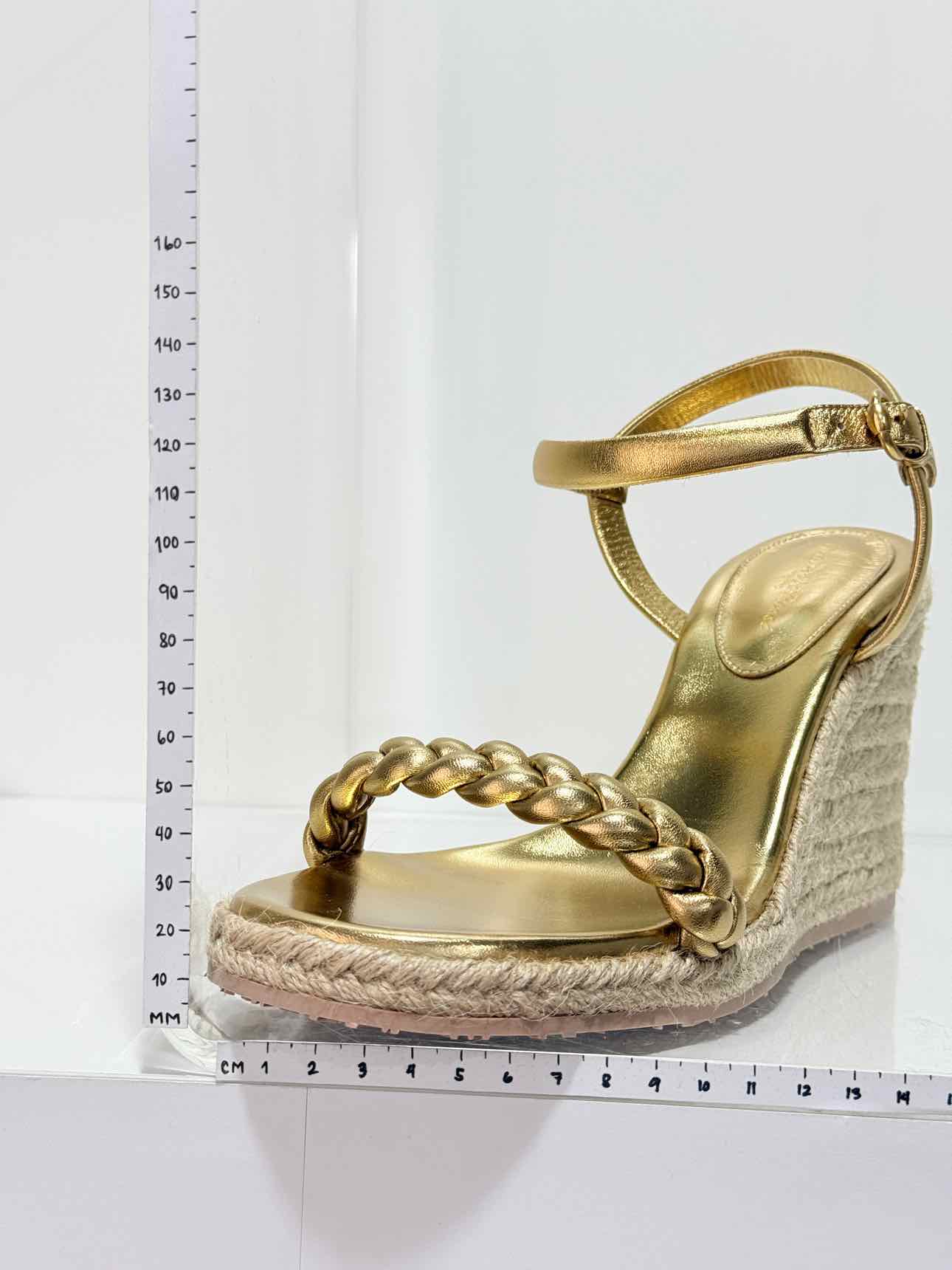 GIANVITO ROSSI Metallic Gold Braided Size EU 41 Wedges