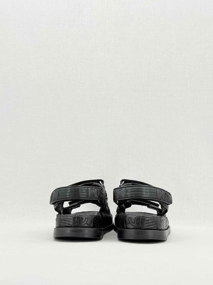 CHANEL Dad Black Quilted Size EU 38.5 Sandals