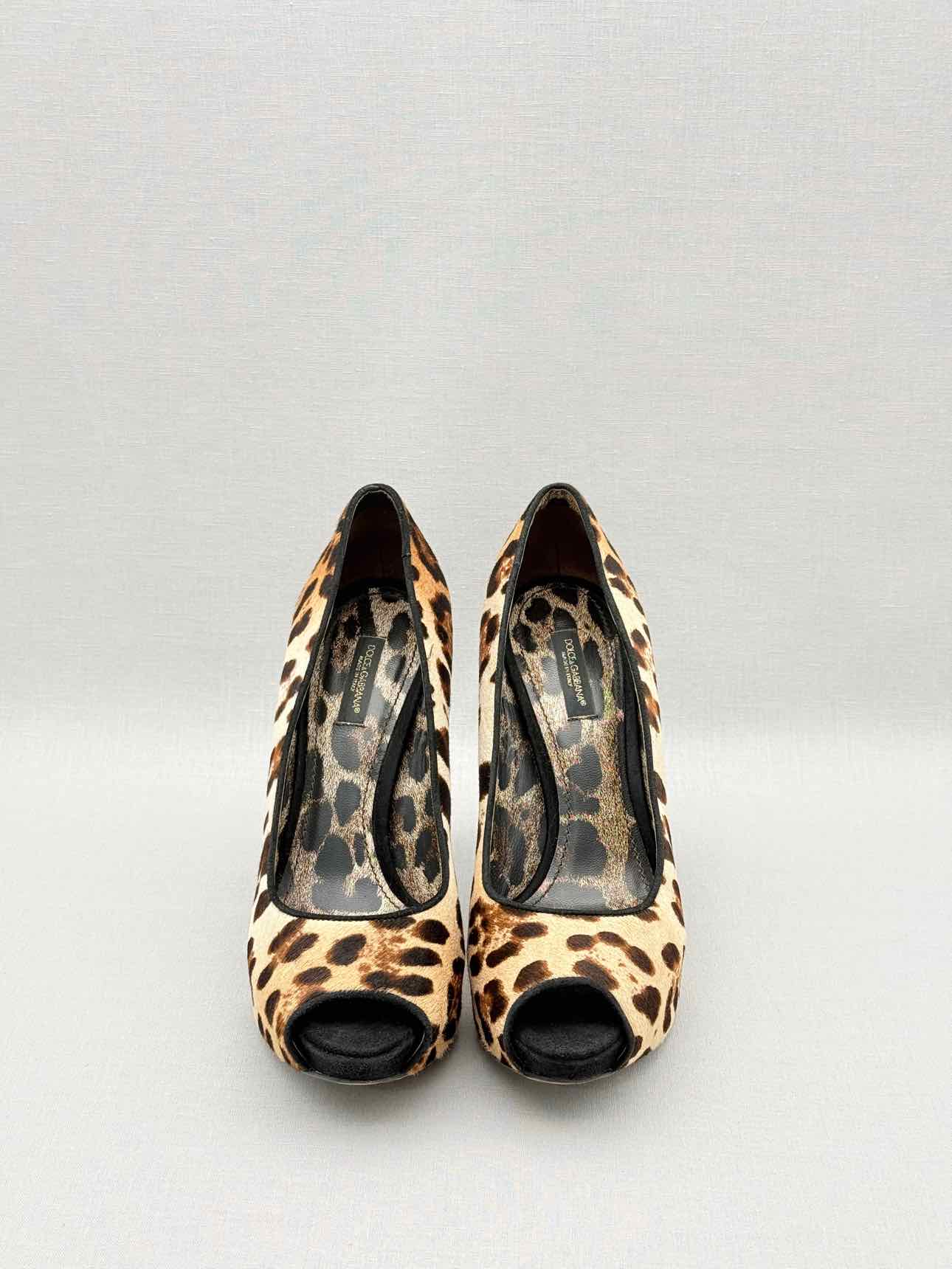 DOLCE & GABBANA Beige & Black Size EU 38 Pumps