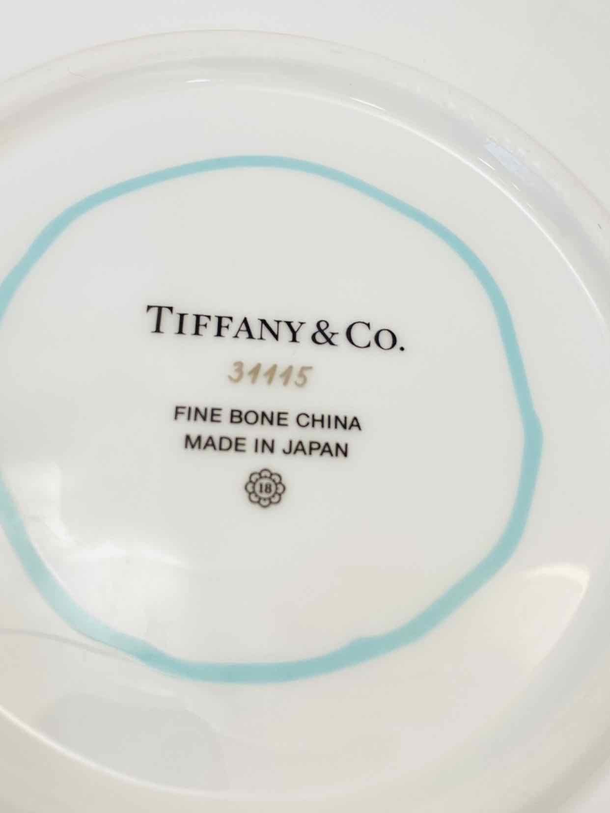 TIFFANY & CO Tiffany Blue White 3 Lines Dinnerware