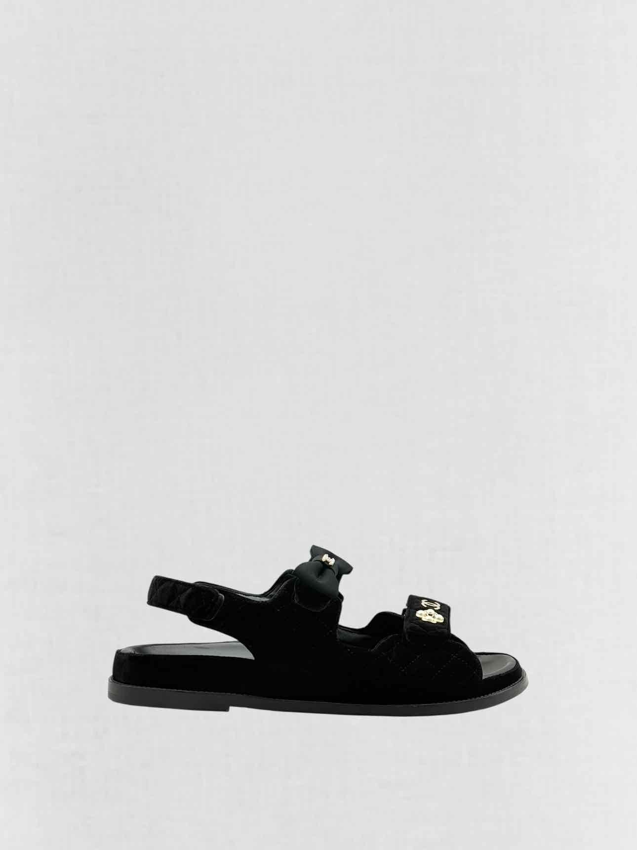 CHANEL Velvet Dad Black Quilted Size EU 42 Sandals