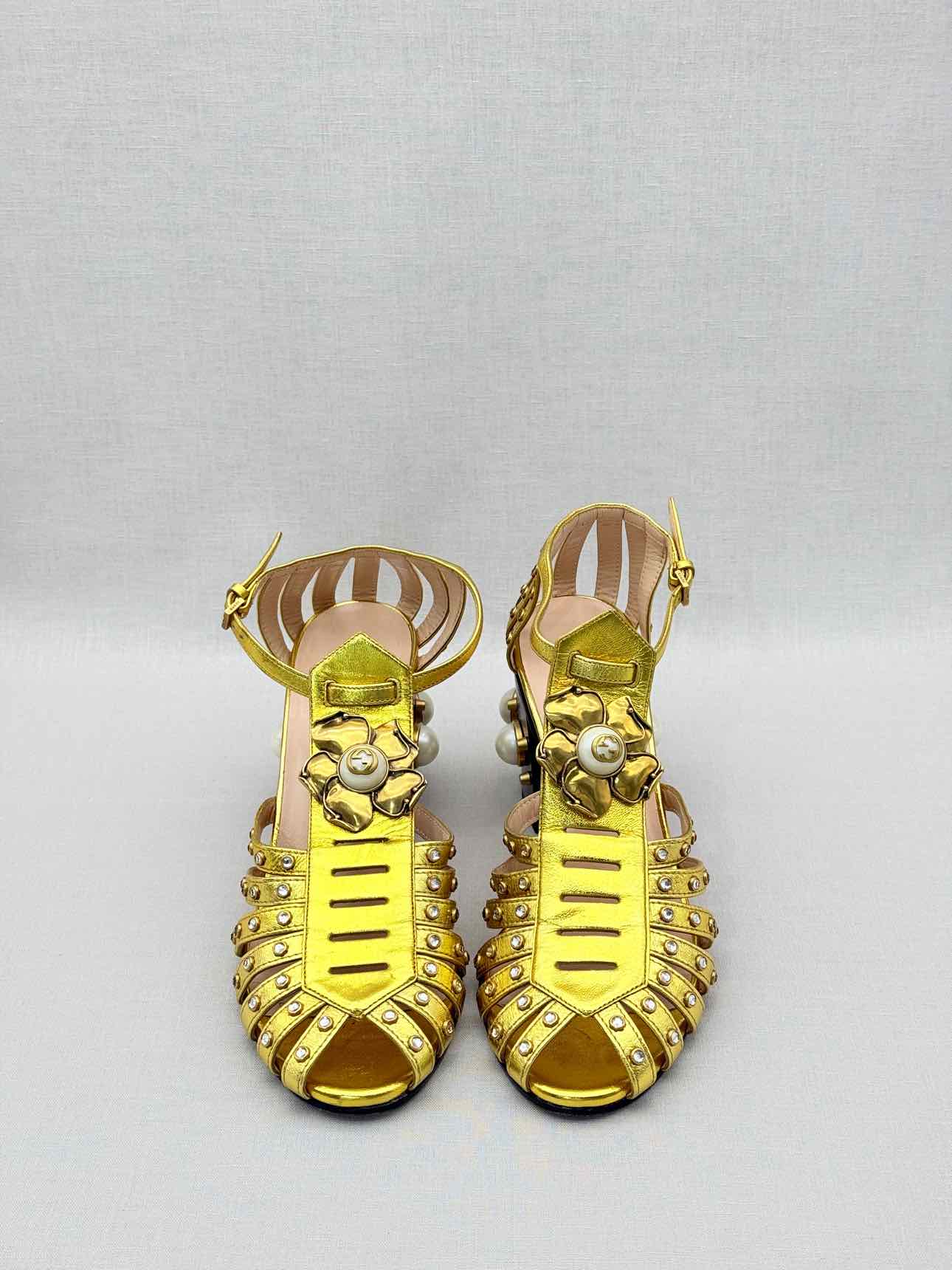 GUCCI Kendell Gold Size EU 38 Heeled Sandals