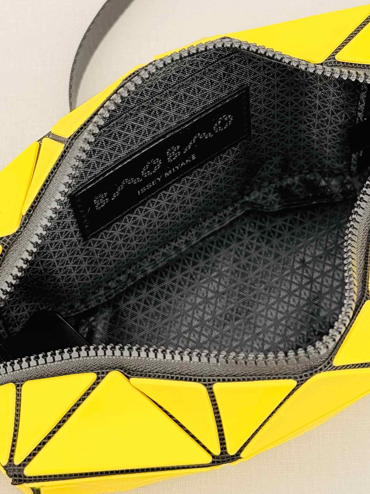 BAO BAO Carton Yellow & Black Geometric Crossbody