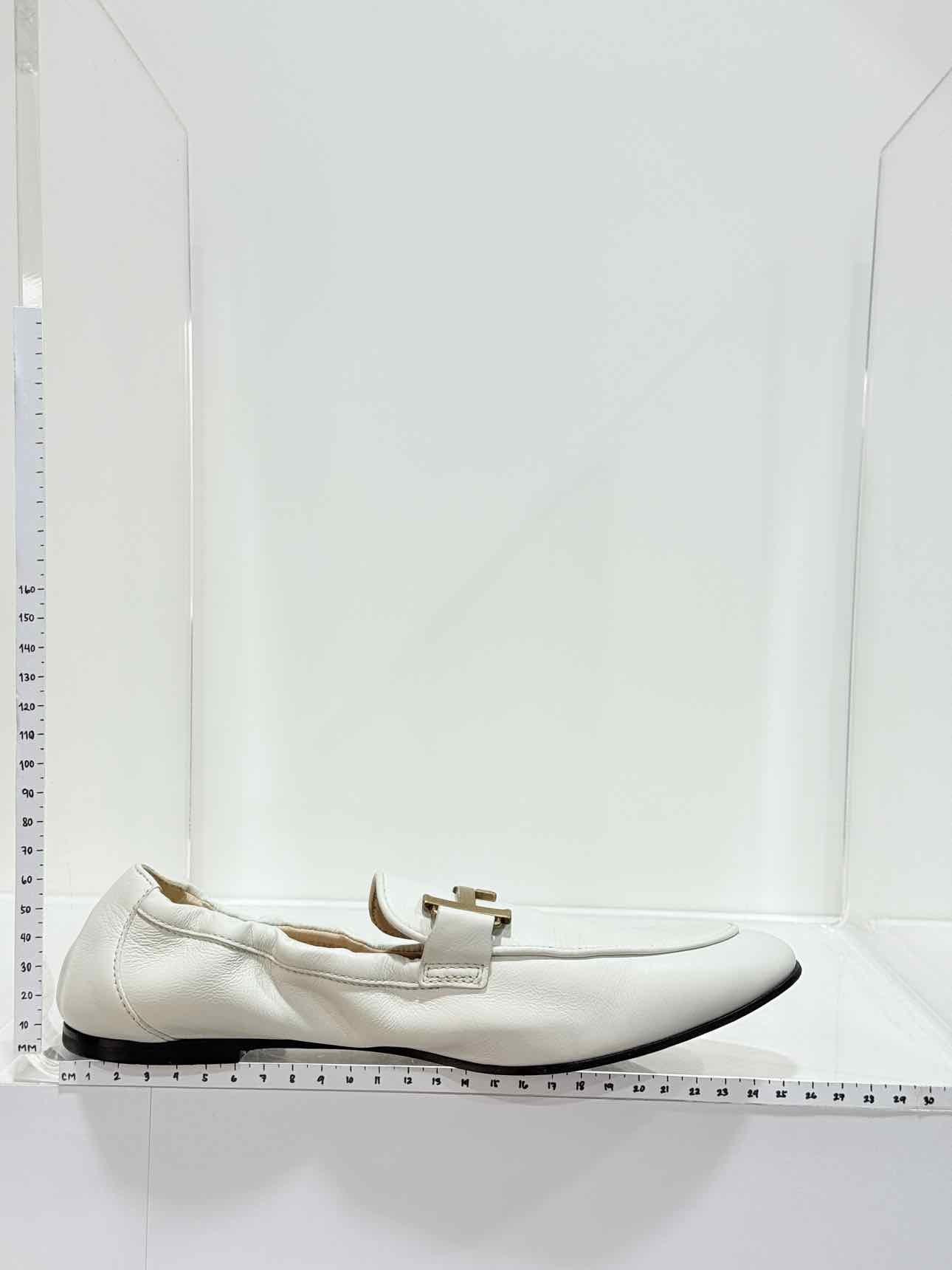 TOD'S White Size EU 38.5 Loafers