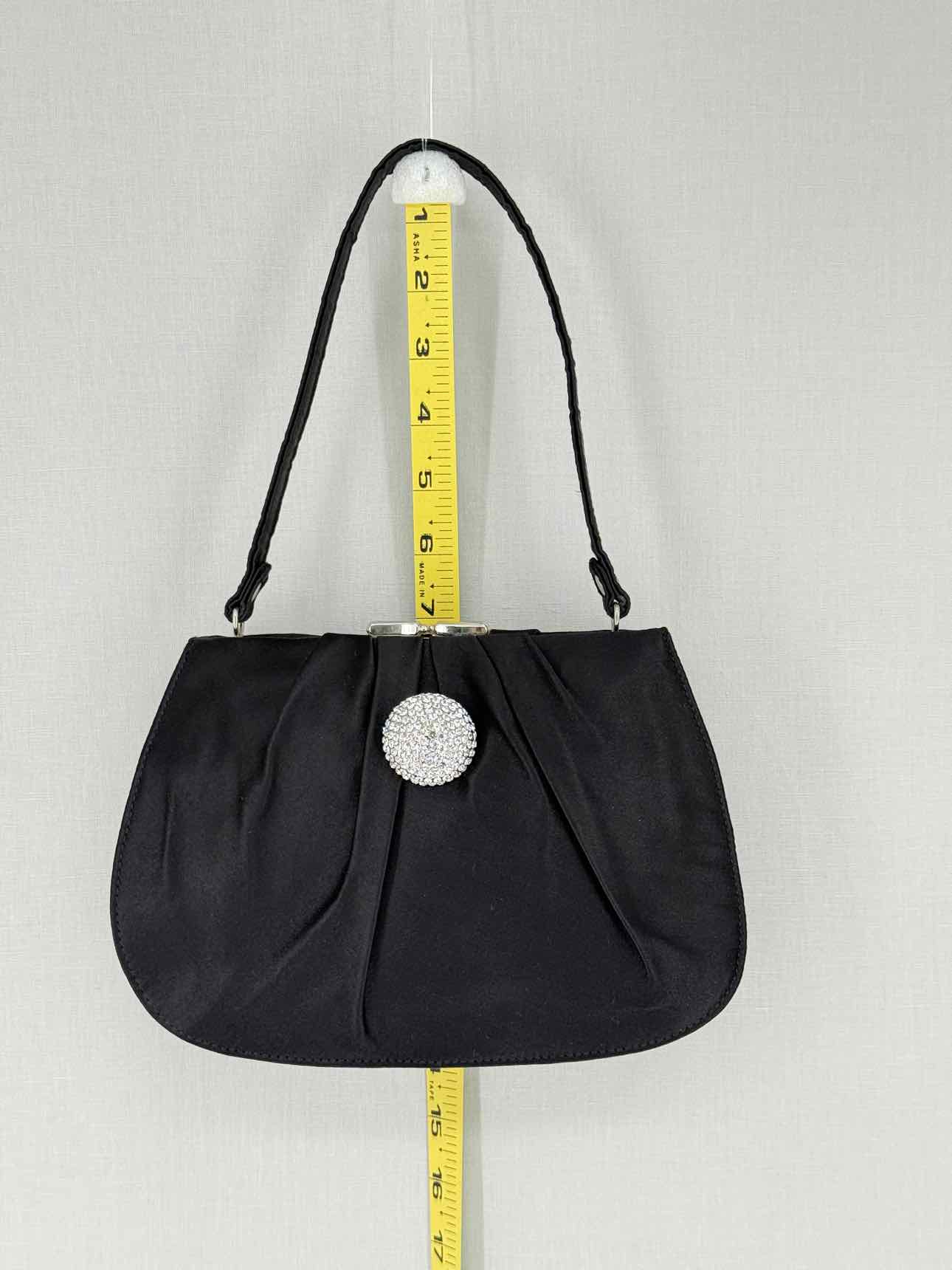 STUART WEITZMAN Black Clutch