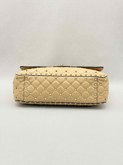 VALENTINO GARAVANI Rockstud Beige Quilted Shoulder Bag