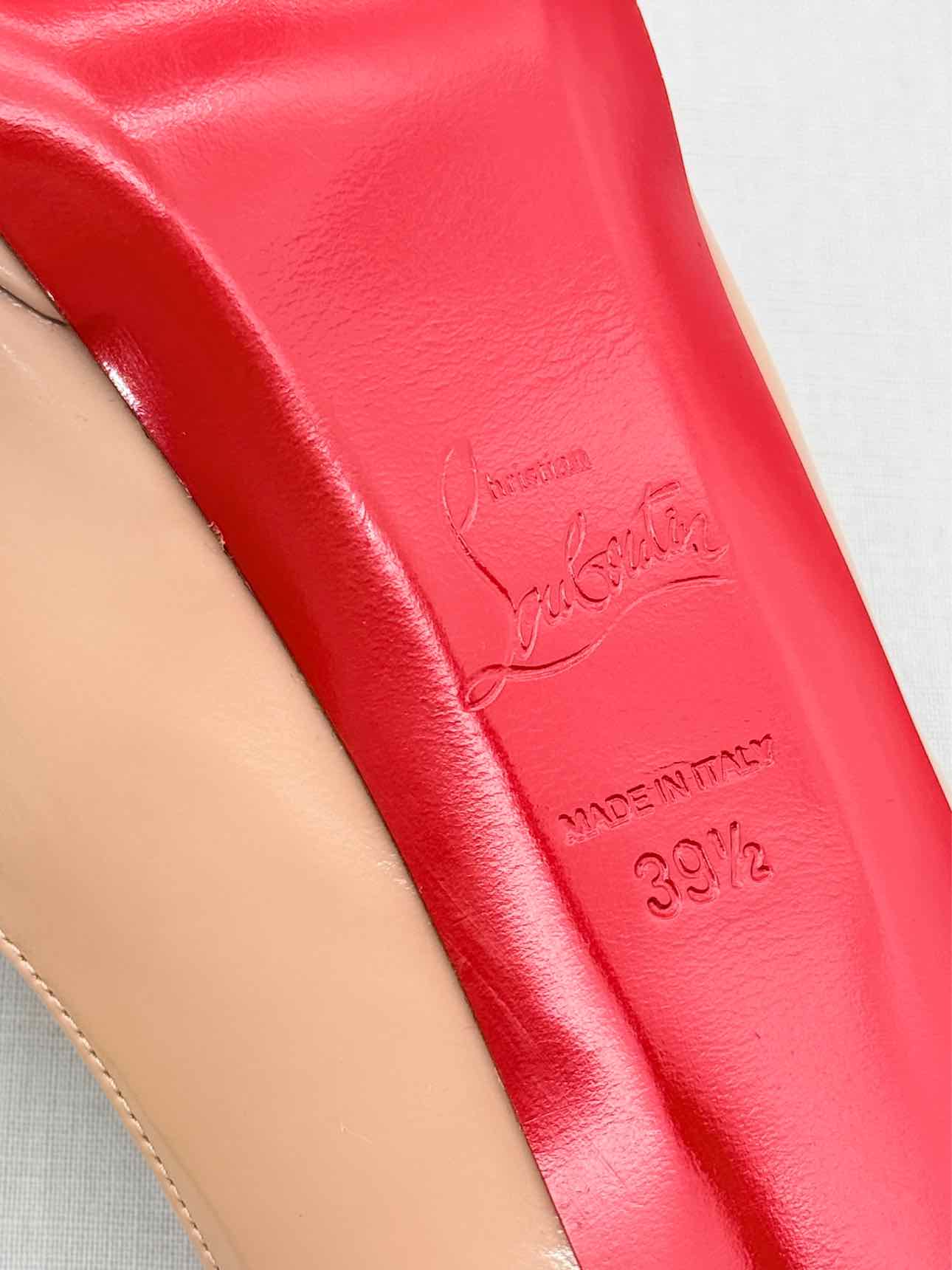 CHRISTIAN LOUBOUTIN Lady Beige Size EU 39.5 Pumps