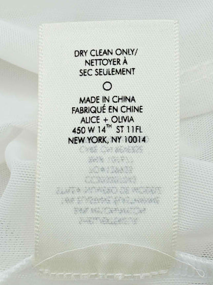 ALICE + OLIVIA White Mesh Size Medium Top