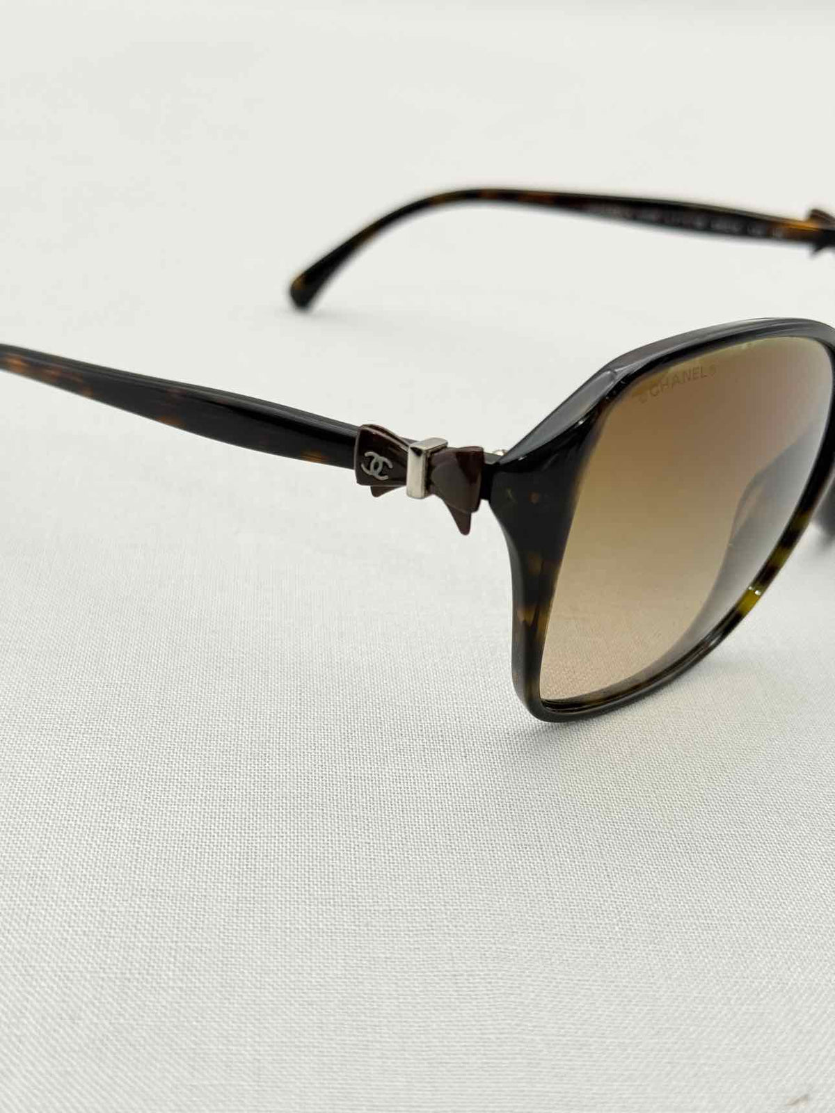 CHANEL Tortoise Brown Sunglasses