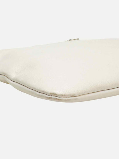 CHANEL 22 White Quilted Shoulder Bag