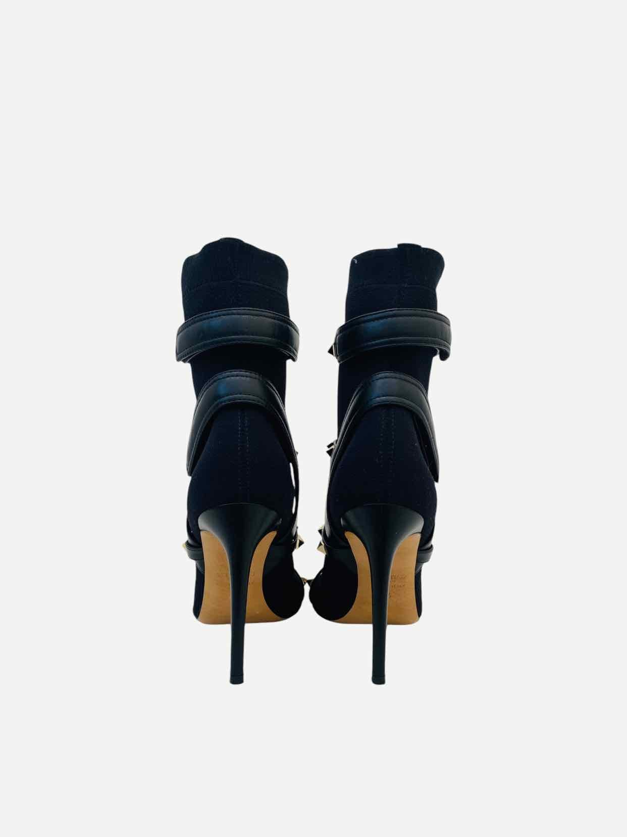 VALENTINO Rockstud Black Booties 35