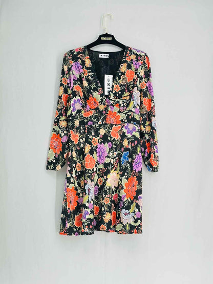 RIXO Plunging V Neck Floral Print Size US 6 Short Dress