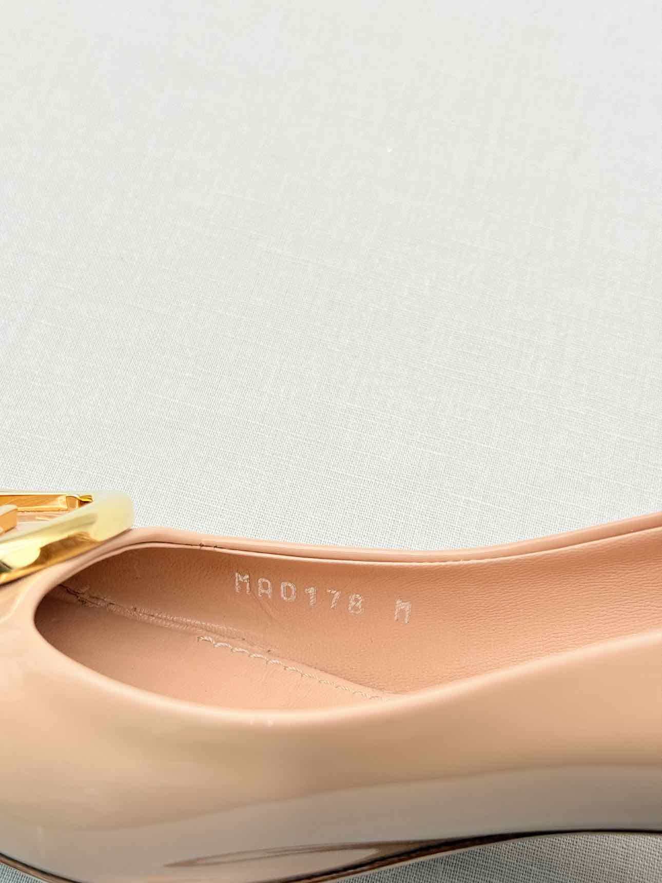 LOUIS VUITTON Madeleine Nude Size EU 35 Pumps