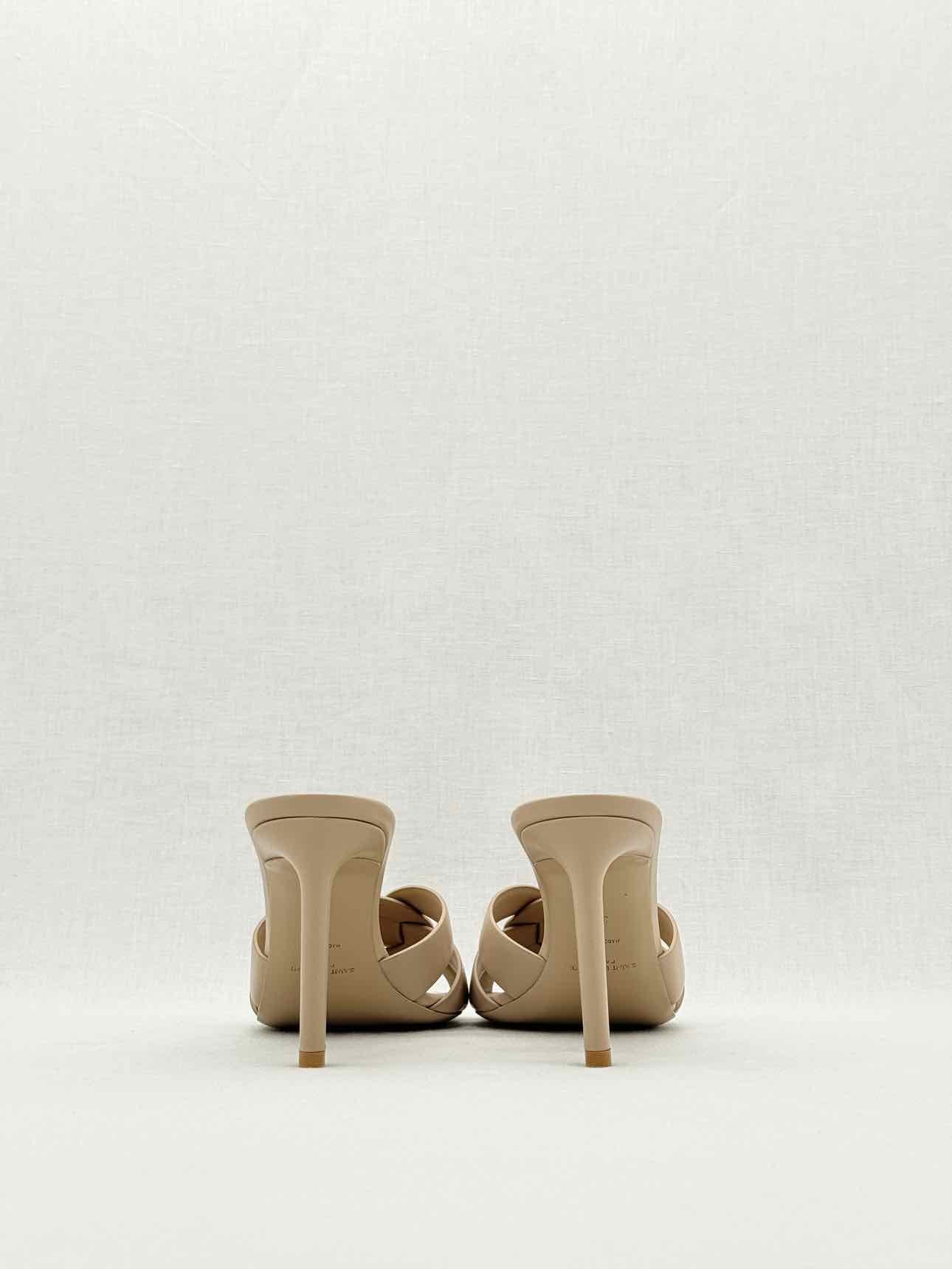 SAINT LAURENT Tribute Beige Size EU 39 Mules