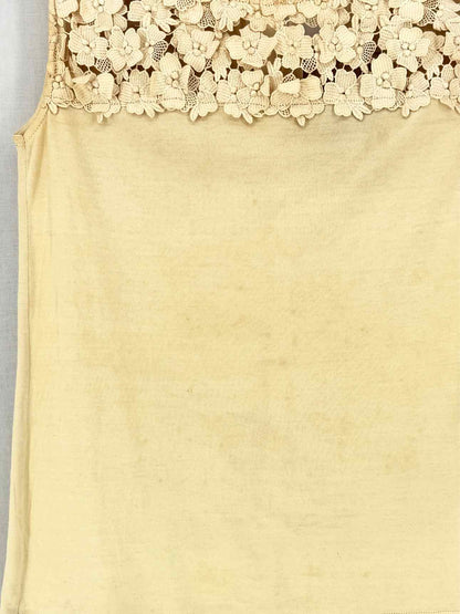 CHLOE Beige Embroidered Size Medium Top