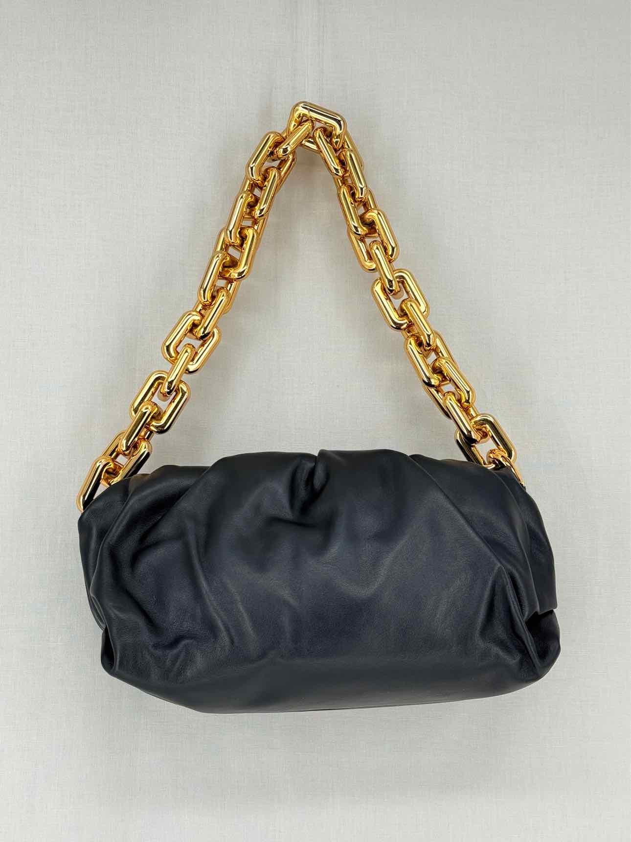 BOTTEGA VENETA The Chain Pouch Black Shoulder Bag