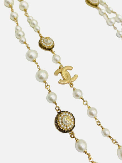 CHANEL CC Fashion Necklace