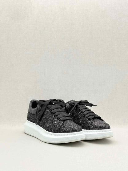 ALEXANDER MCQUEEN Oversized Black Size EU 39 Sneakers