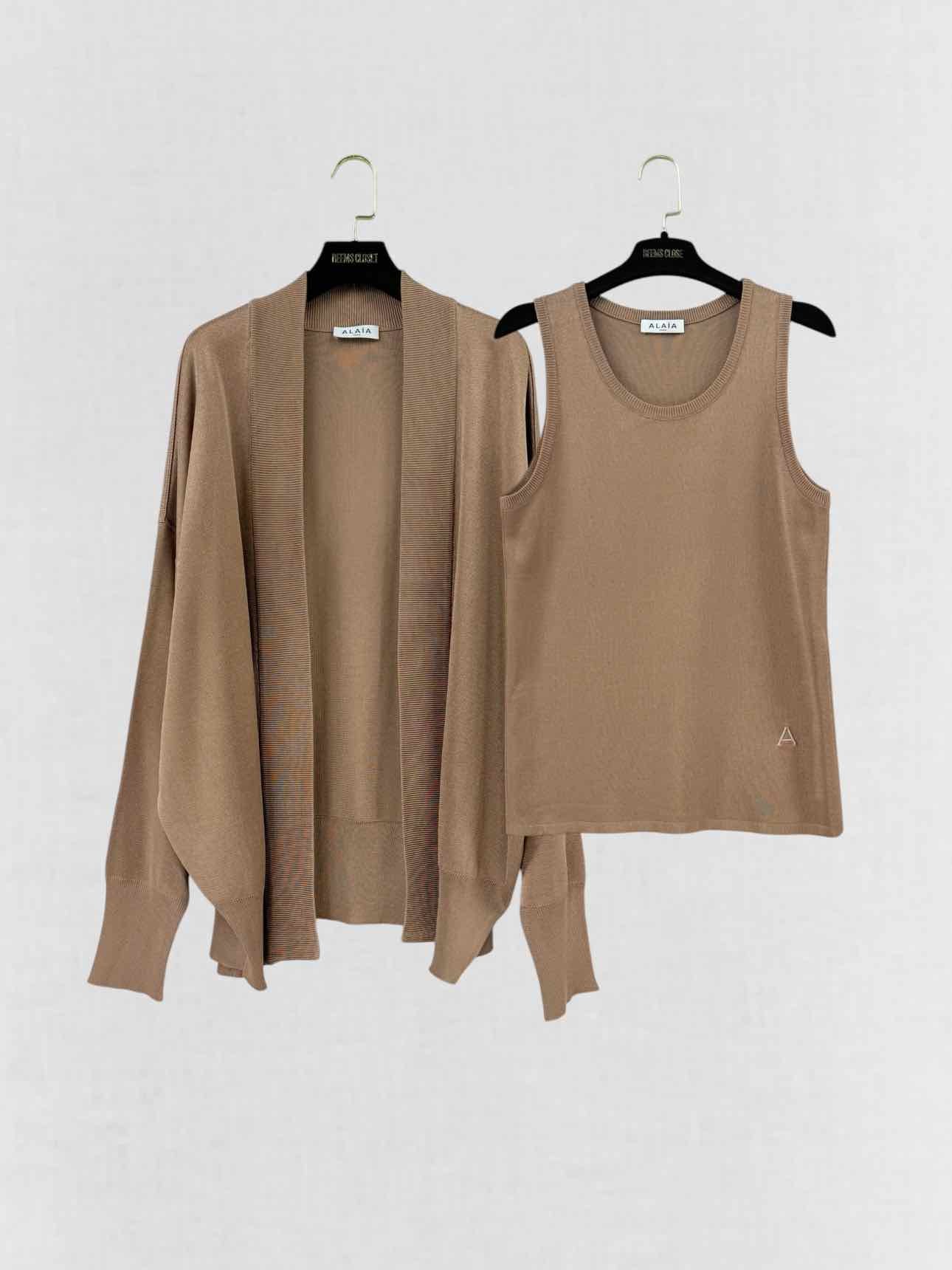 ALAIA Knitted Beige Size Small 2 PC Top