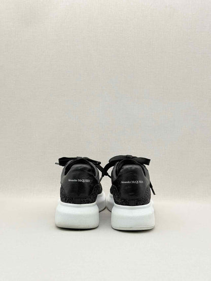 ALEXANDER MCQUEEN Oversized Black Size EU 39 Sneakers