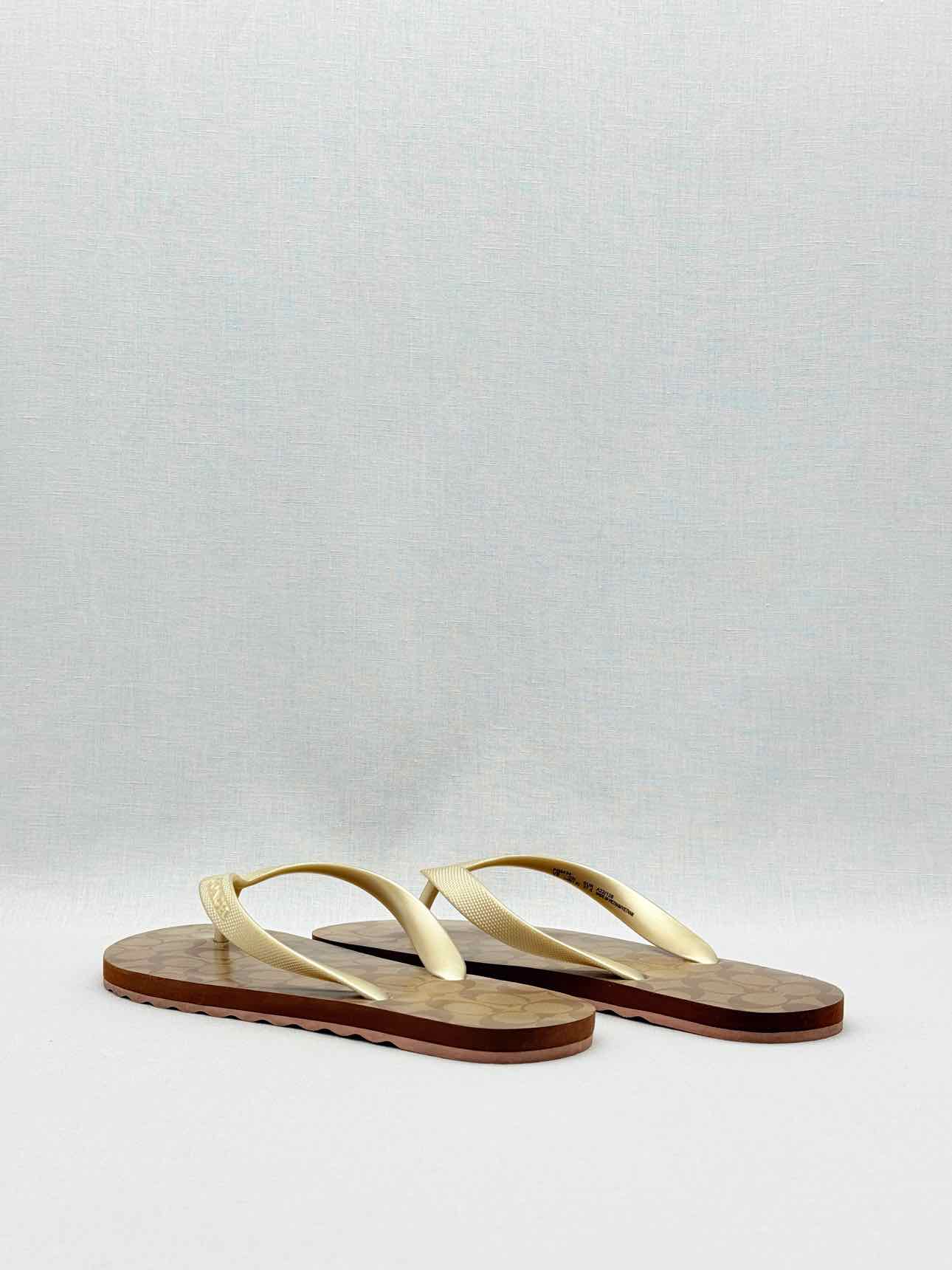 COACH Zak Gold Monogram Size EU 37-38 Flip flops