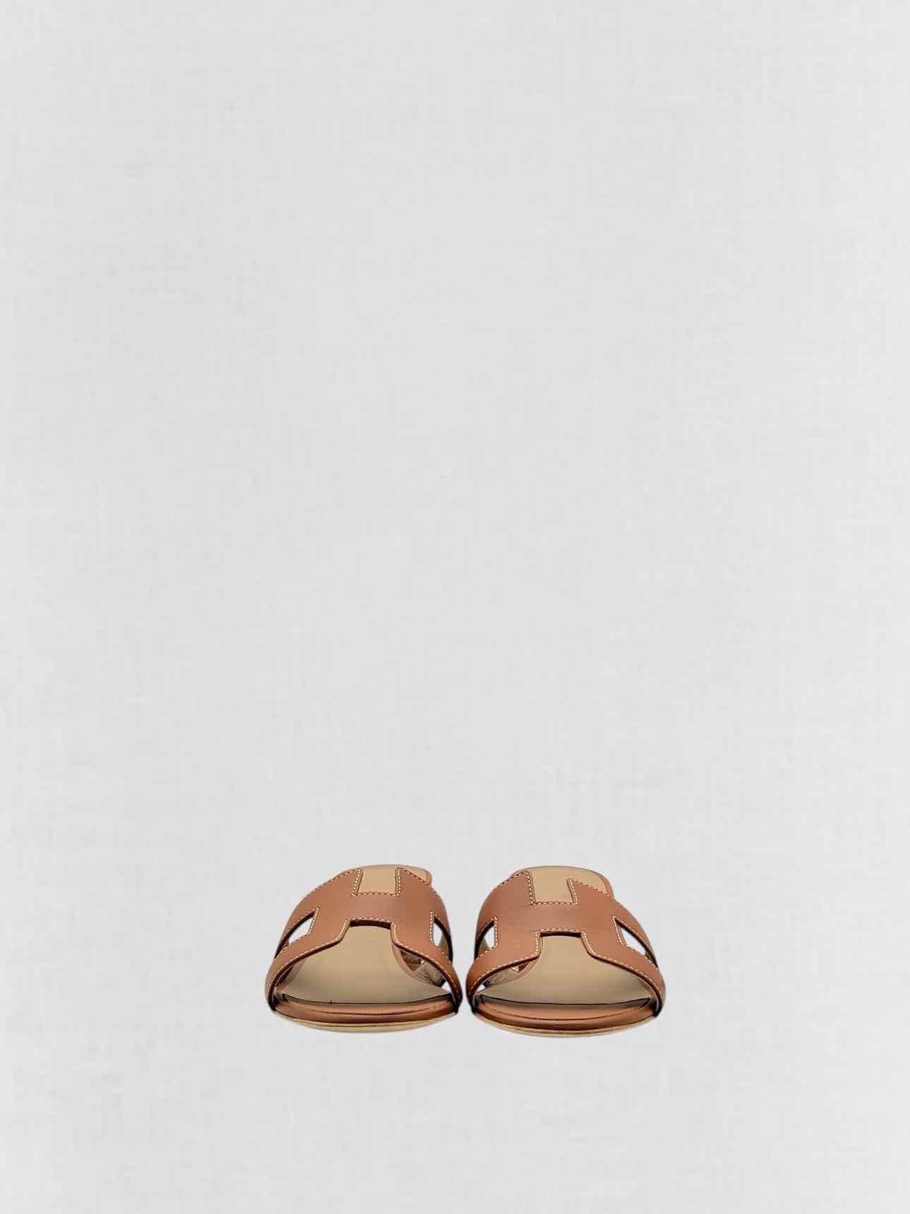 HERMES Oasis Gold Size EU 36 Heeled Sandals