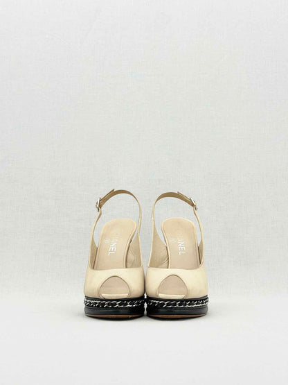 CHANEL Beige Size EU 38 Slingbacks