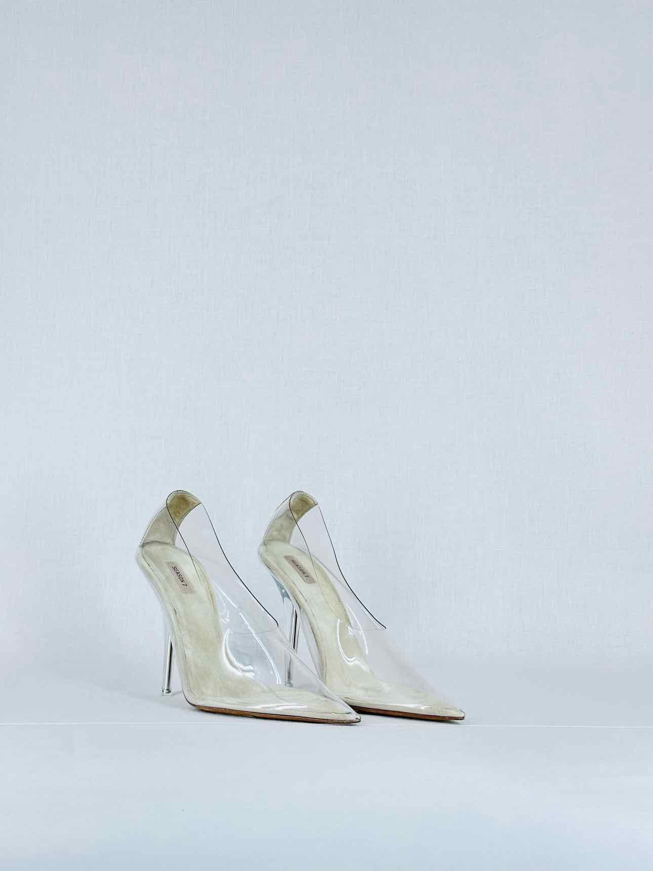 YEEZY Season 7 Beige Size EU 37 Pumps