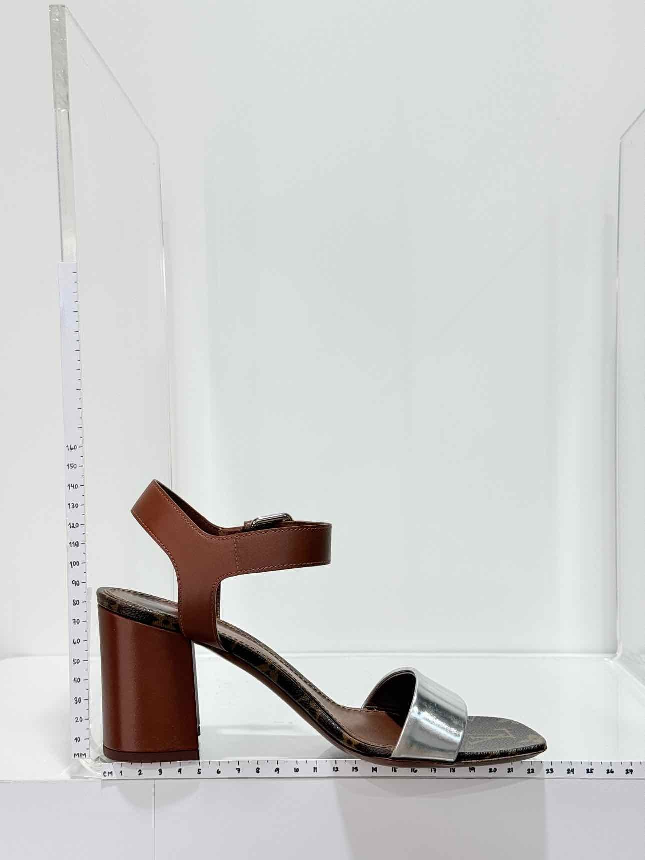LOUIS VUITTON Bloom Monogram Size EU 39 Heeled Sandals