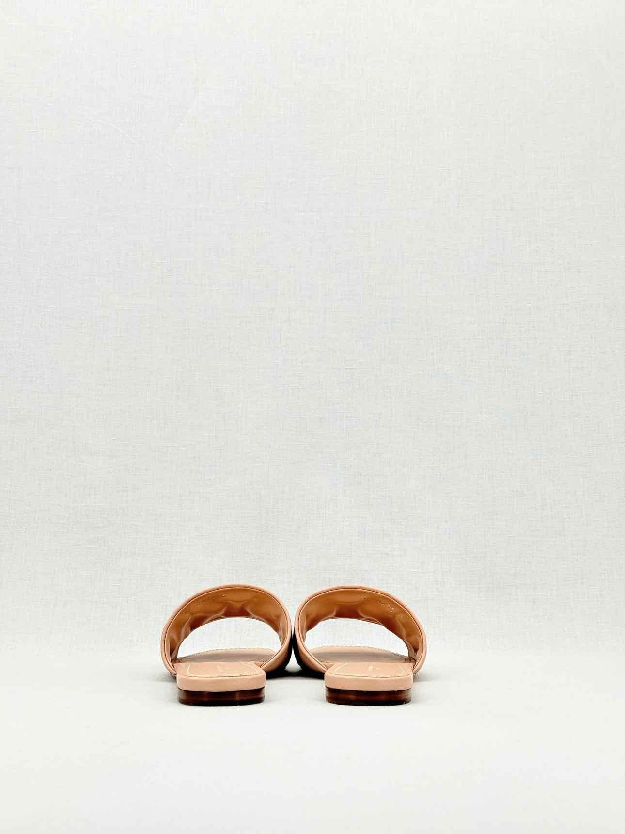 LOUIS VUITTON Revival Beige Size EU 38 Mules