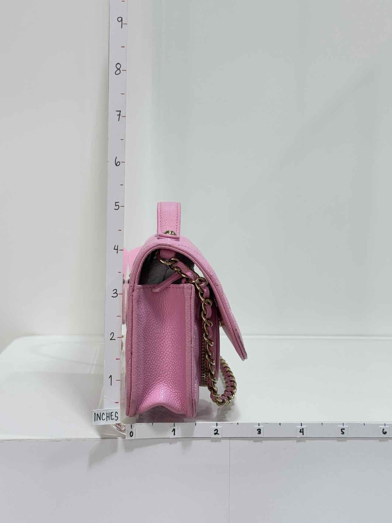 CHANEL Business Affinity Lilac Quilted Top Handle