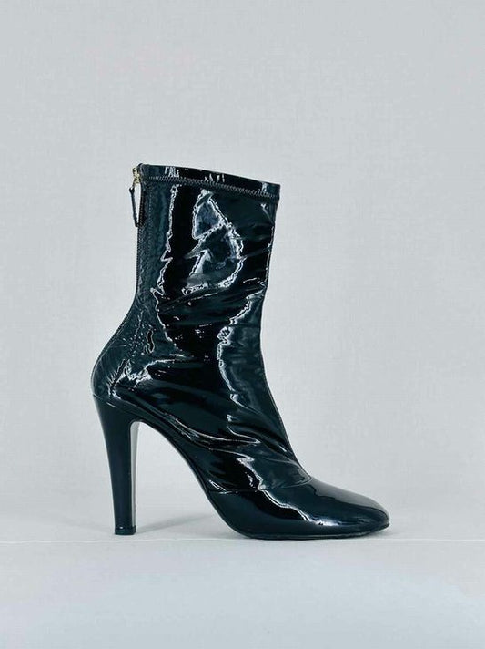 CHANEL Patent Black Size EU 40 Mid Calf Boots